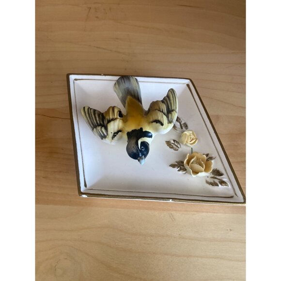 Lefton Japan Bird Wall Plaque #2889 – Mid-Century 1950s Ceramic 3D Bird & Roses - Picture 6 of 10